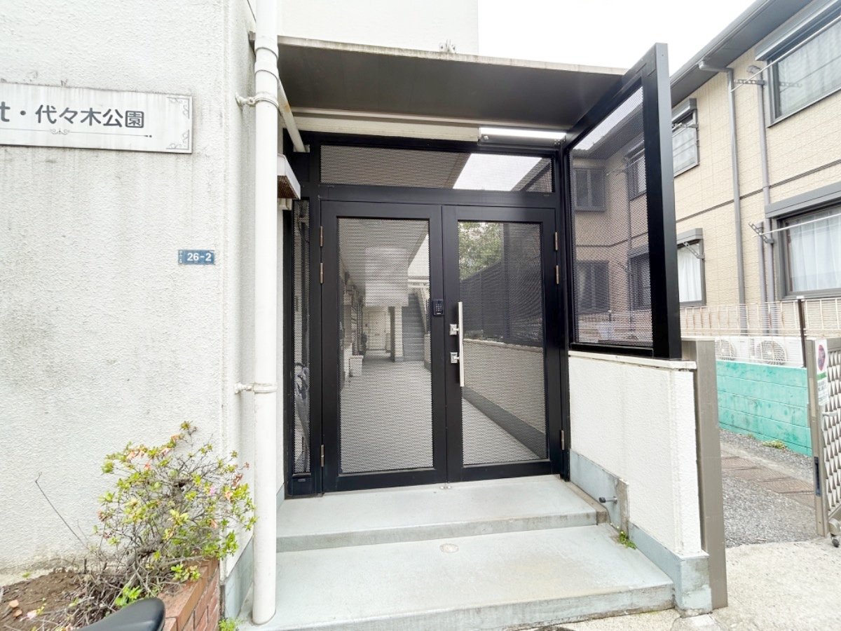 部屋探しは株式会社 タウンハウジング までお気軽にお問合せ下さい。
クレジットカード決済・首都圏を中心直営143店舗 仲介件数全国2位の豊富な実績!諸費用・審査等・何でもご相談下さい。