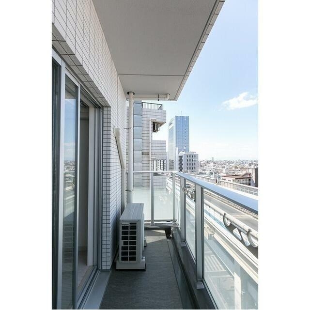 お部屋探しは株式会社 タウンハウジング までお気軽にお問合せ下さい。
クレジットカード決済・首都圏を中心直営143店舗 仲介件数全国2位の豊富な実績!諸費用・審査等・何でもご相談下さい。