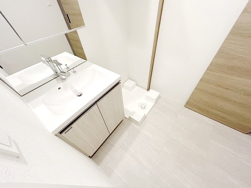 部屋探しは株式会社 タウンハウジング までお気軽にお問合せ下さい。
クレジットカード決済・首都圏を中心直営143店舗 仲介件数全国2位の豊富な実績!諸費用・審査等・何でもご相談下さい。