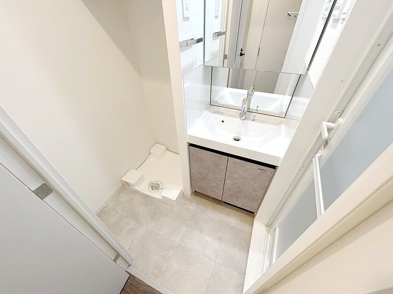 お部屋探しは株式会社 タウンハウジング までお気軽にお問合せ下さい。
クレジットカード決済・首都圏を中心直営143店舗 仲介件数全国2位の豊富な実績!諸費用・審査等・何でもご相談下さい。