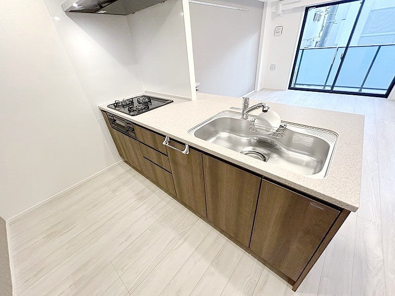 お部屋探しは株式会社 タウンハウジング までお気軽にお問合せ下さい。
クレジットカード決済・首都圏を中心直営143店舗 仲介件数全国2位の豊富な実績!諸費用・審査等・何でもご相談下さい。