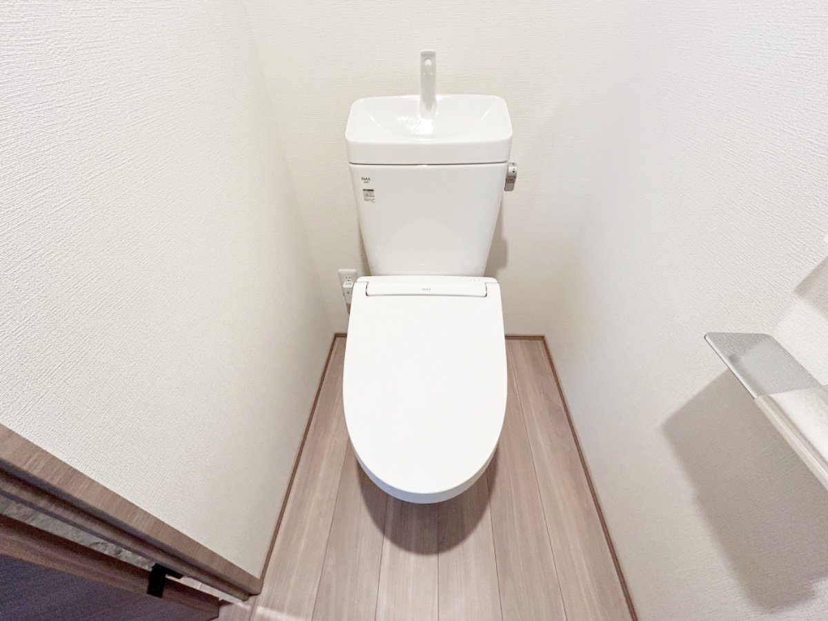 お部屋探しは株式会社 タウンハウジング までお気軽にお問合せ下さい。
クレジットカード決済・首都圏を中心直営143店舗 仲介件数全国2位の豊富な実績!諸費用・審査等・何でもご相談下さい。