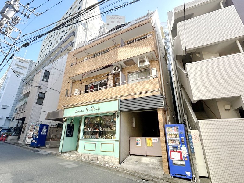 お部屋探しは株式会社 タウンハウジング までお気軽にお問合せ下さい。
クレジットカード決済・首都圏を中心直営143店舗 仲介件数全国2位の豊富な実績!諸費用・審査等・何でもご相談下さい。