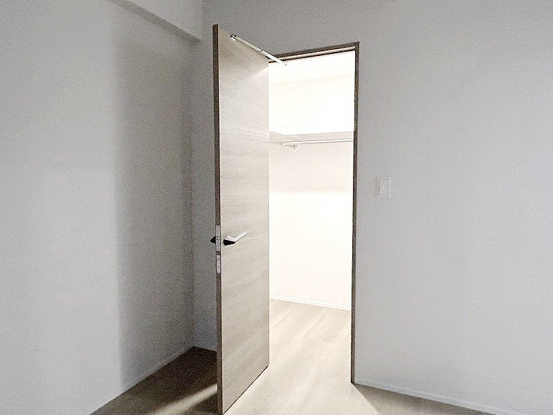 お部屋探しは株式会社 タウンハウジング までお気軽にお問合せ下さい。
クレジットカード決済・首都圏を中心直営143店舗 仲介件数全国2位の豊富な実績!諸費用・審査等・何でもご相談下さい。