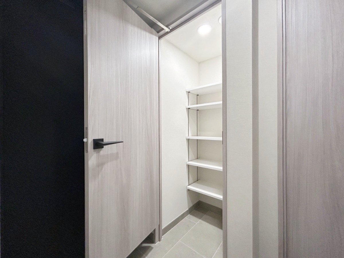 お部屋探しは株式会社 タウンハウジング までお気軽にお問合せ下さい。
クレジットカード決済・首都圏を中心直営143店舗 仲介件数全国2位の豊富な実績!諸費用・審査等・何でもご相談下さい。