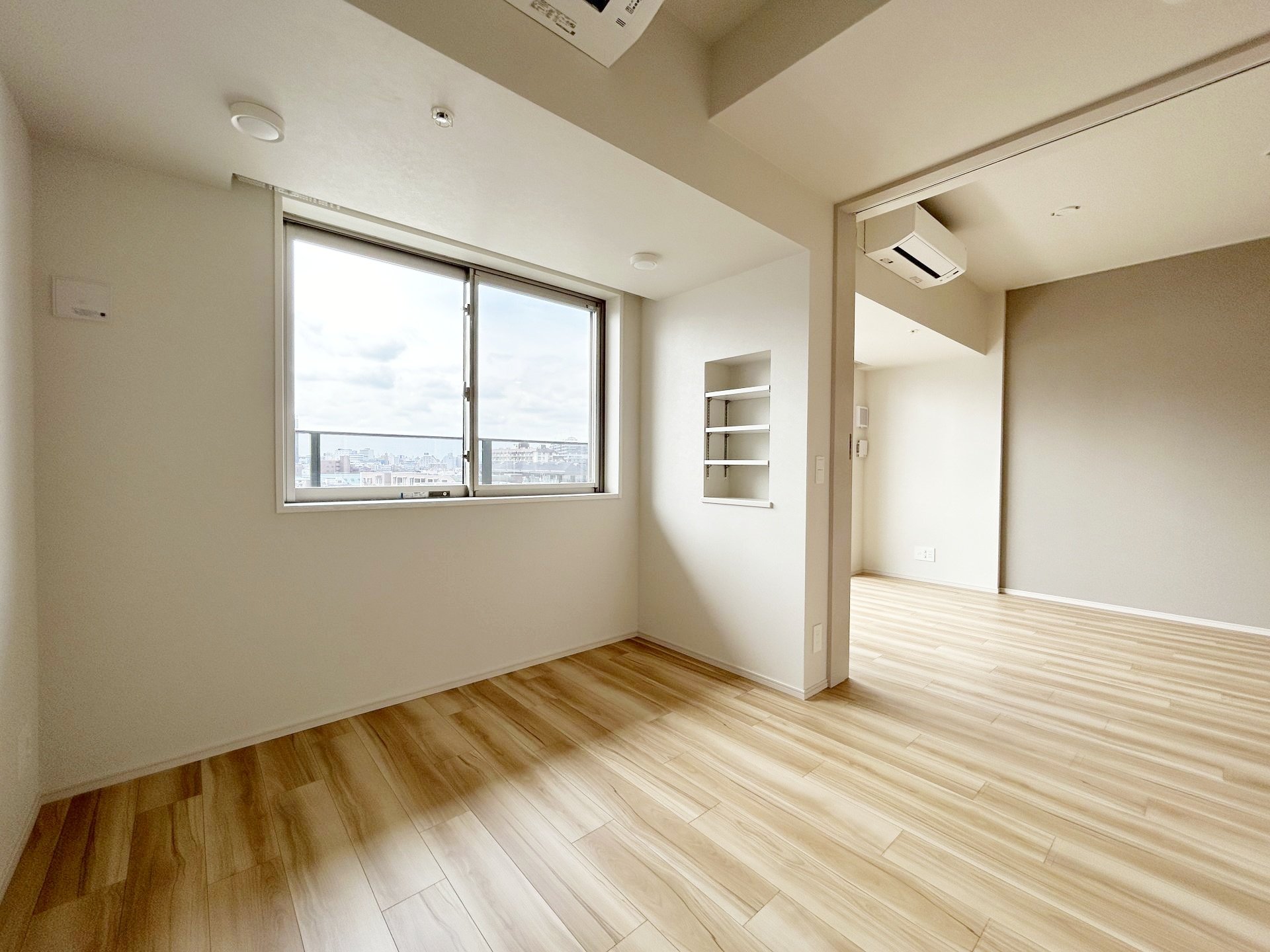 お部屋探しは株式会社 タウンハウジング までお気軽にお問合せ下さい。
クレジットカード決済・首都圏を中心直営143店舗 仲介件数全国2位の豊富な実績!諸費用・審査等・何でもご相談下さい。