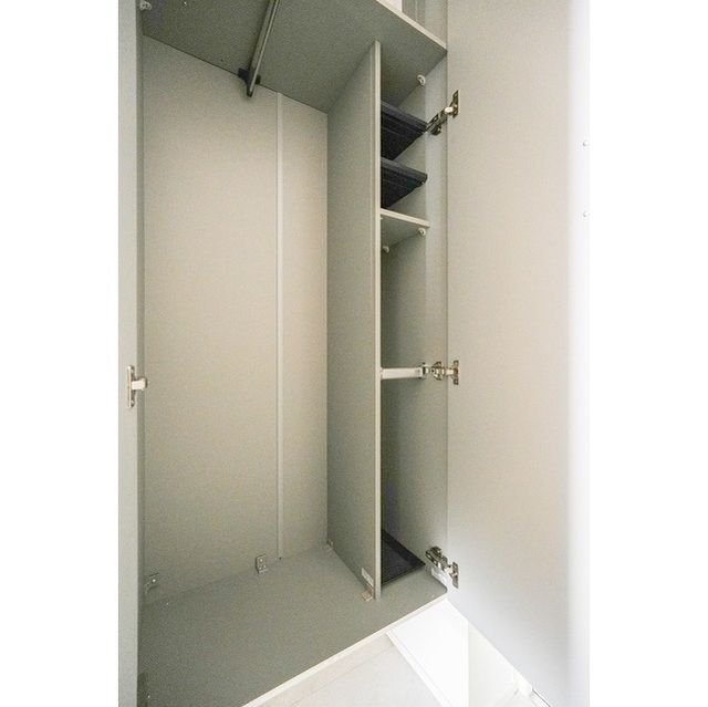 お部屋探しは株式会社 タウンハウジング までお気軽にお問合せ下さい。
クレジットカード決済・首都圏を中心直営143店舗 仲介件数全国2位の豊富な実績!諸費用・審査等・何でもご相談下さい。