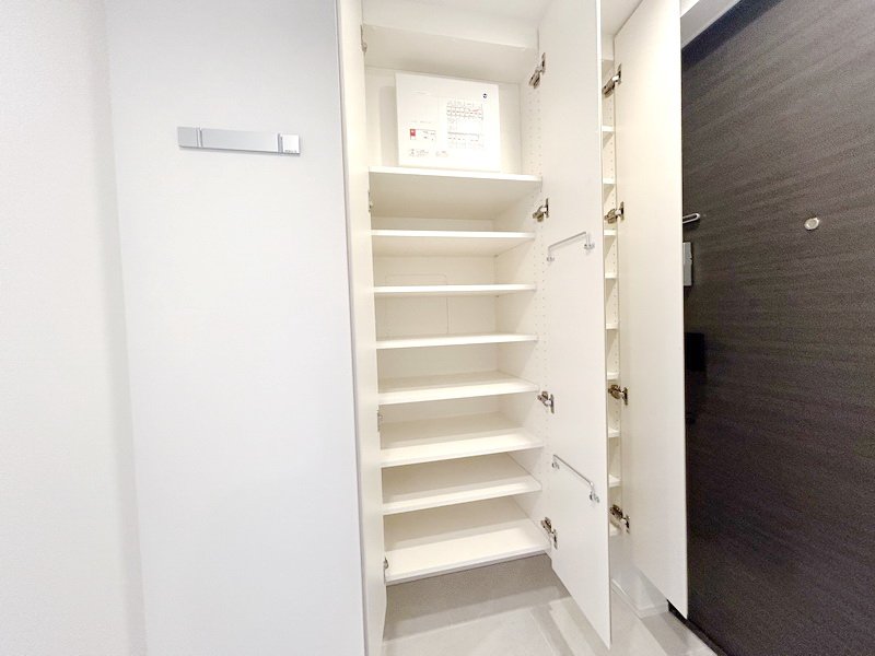 お部屋探しは株式会社 タウンハウジング までお気軽にお問合せ下さい。
クレジットカード決済・首都圏を中心直営143店舗 仲介件数全国2位の豊富な実績!諸費用・審査等・何でもご相談下さい。