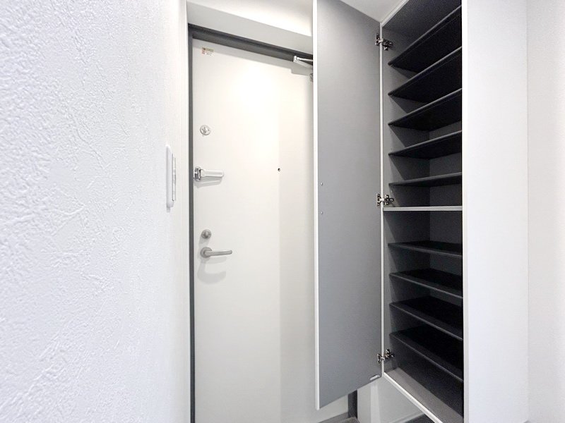 部屋探しは株式会社 タウンハウジング までお気軽にお問合せ下さい。
クレジットカード決済・首都圏を中心直営143店舗 仲介件数全国2位の豊富な実績!諸費用・審査等・何でもご相談下さい。