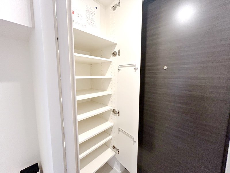 部屋探しは株式会社 タウンハウジング までお気軽にお問合せ下さい。
クレジットカード決済・首都圏を中心直営143店舗 仲介件数全国2位の豊富な実績!諸費用・審査等・何でもご相談下さい。