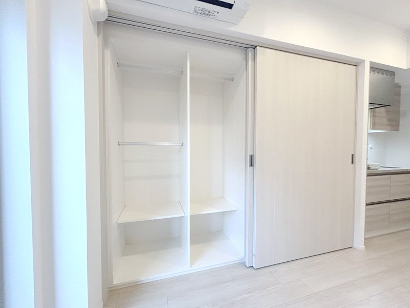 お部屋探しは株式会社 タウンハウジング までお気軽にお問合せ下さい。
クレジットカード決済・首都圏を中心直営143店舗 仲介件数全国2位の豊富な実績!諸費用・審査等・何でもご相談下さい。