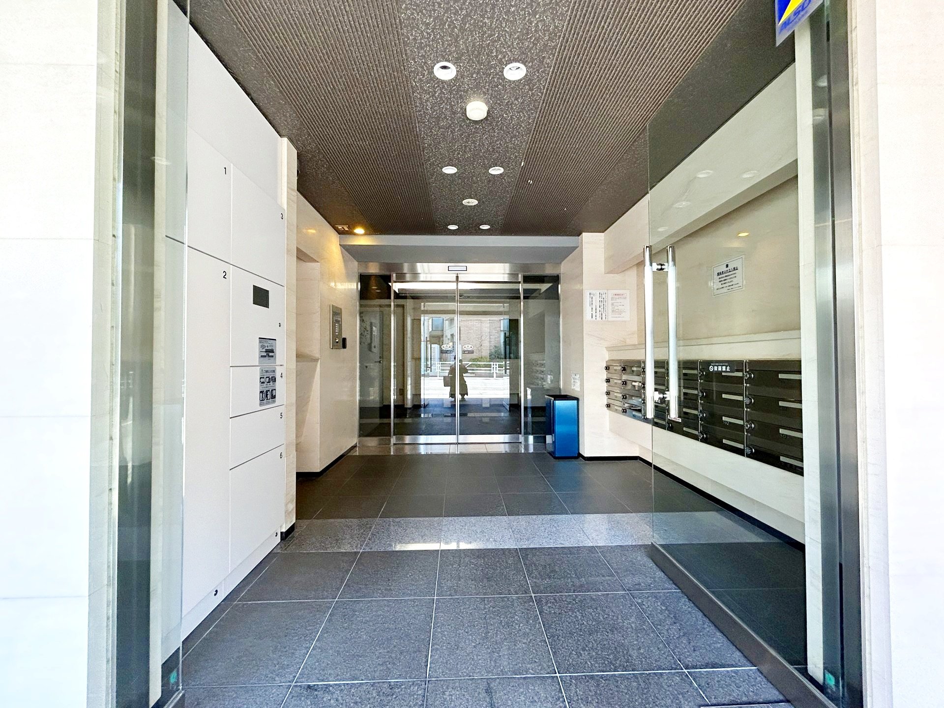 部屋探しは株式会社 タウンハウジング までお気軽にお問合せ下さい。
クレジットカード決済・首都圏を中心直営143店舗 仲介件数全国2位の豊富な実績!諸費用・審査等・何でもご相談下さい。