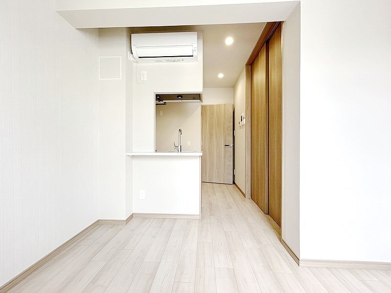 お部屋探しは株式会社 タウンハウジング までお気軽にお問合せ下さい。
クレジットカード決済・首都圏を中心直営143店舗 仲介件数全国2位の豊富な実績!諸費用・審査等・何でもご相談下さい。