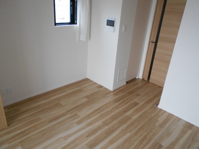 お部屋探しは株式会社 タウンハウジング までお気軽にお問合せ下さい。
クレジットカード決済・首都圏を中心直営143店舗 仲介件数全国2位の豊富な実績!諸費用・審査等・何でもご相談下さい。