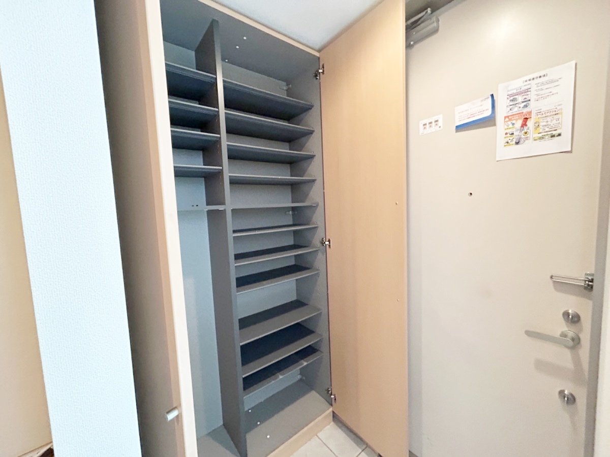 お部屋探しは株式会社 タウンハウジング までお気軽にお問合せ下さい。
クレジットカード決済・首都圏を中心直営143店舗 仲介件数全国2位の豊富な実績!諸費用・審査等・何でもご相談下さい。