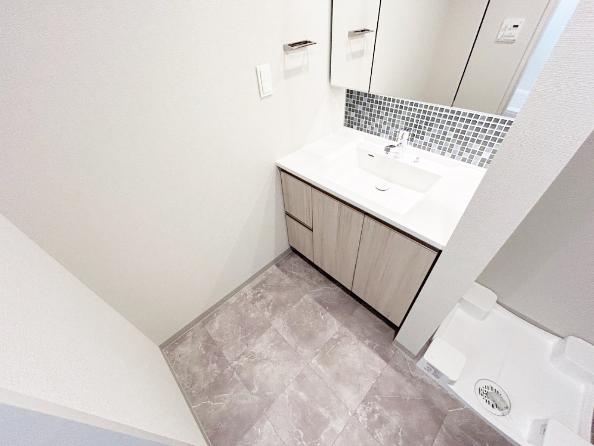 お部屋探しは株式会社 タウンハウジング までお気軽にお問合せ下さい。
クレジットカード決済・首都圏を中心直営143店舗 仲介件数全国2位の豊富な実績!諸費用・審査等・何でもご相談下さい。