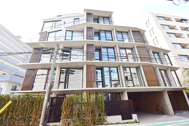 お部屋探しは株式会社 タウンハウジング までお気軽にお問合せ下さい。
クレジットカード決済・首都圏を中心直営143店舗 仲介件数全国2位の豊富な実績!諸費用・審査等・何でもご相談下さい。