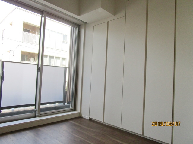 お部屋探しは株式会社 タウンハウジング までお気軽にお問合せ下さい。
クレジットカード決済・首都圏を中心直営143店舗 仲介件数全国2位の豊富な実績!諸費用・審査等・何でもご相談下さい。