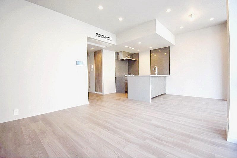 お部屋探しは株式会社 タウンハウジング までお気軽にお問合せ下さい。
クレジットカード決済・首都圏を中心直営143店舗 仲介件数全国2位の豊富な実績!諸費用・審査等・何でもご相談下さい。