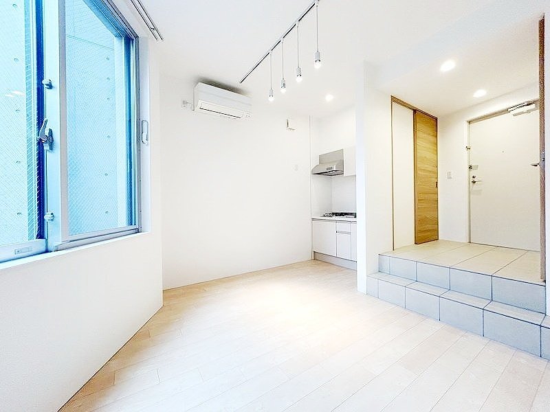 部屋探しは株式会社 タウンハウジング までお気軽にお問合せ下さい。
クレジットカード決済・首都圏を中心直営143店舗 仲介件数全国2位の豊富な実績!諸費用・審査等・何でもご相談下さい。