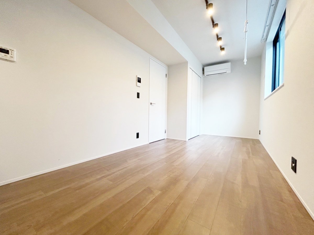 お部屋探しは株式会社 タウンハウジング までお気軽にお問合せ下さい。
クレジットカード決済・首都圏を中心直営143店舗 仲介件数全国2位の豊富な実績!諸費用・審査等・何でもご相談下さい。