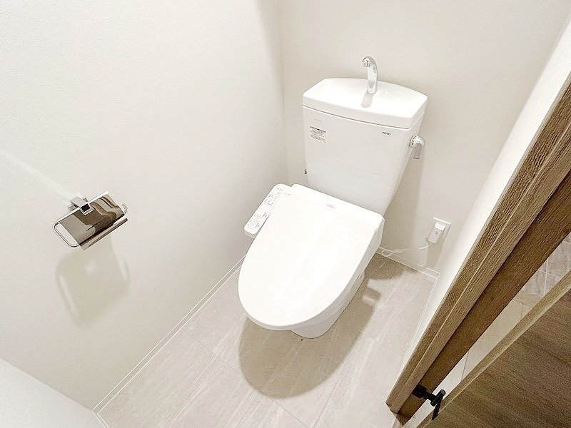 部屋探しは株式会社 タウンハウジング までお気軽にお問合せ下さい。
クレジットカード決済・首都圏を中心直営143店舗 仲介件数全国2位の豊富な実績!諸費用・審査等・何でもご相談下さい。