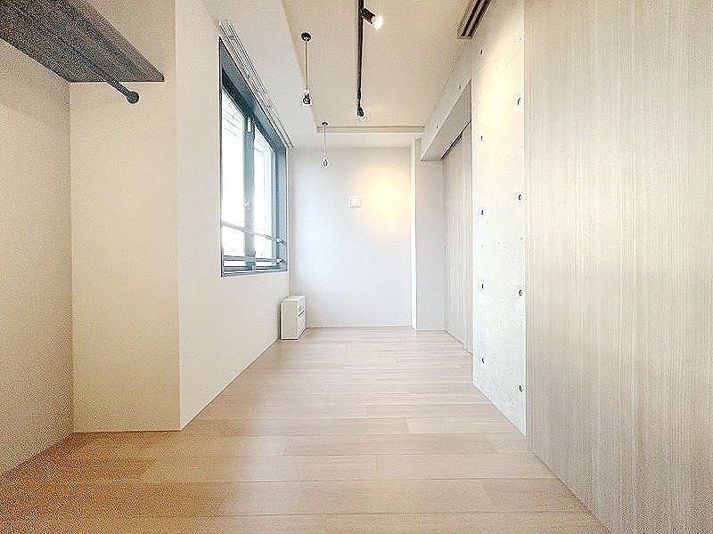 お部屋探しは株式会社 タウンハウジング までお気軽にお問合せ下さい。
クレジットカード決済・首都圏を中心直営143店舗 仲介件数全国2位の豊富な実績!諸費用・審査等・何でもご相談下さい。