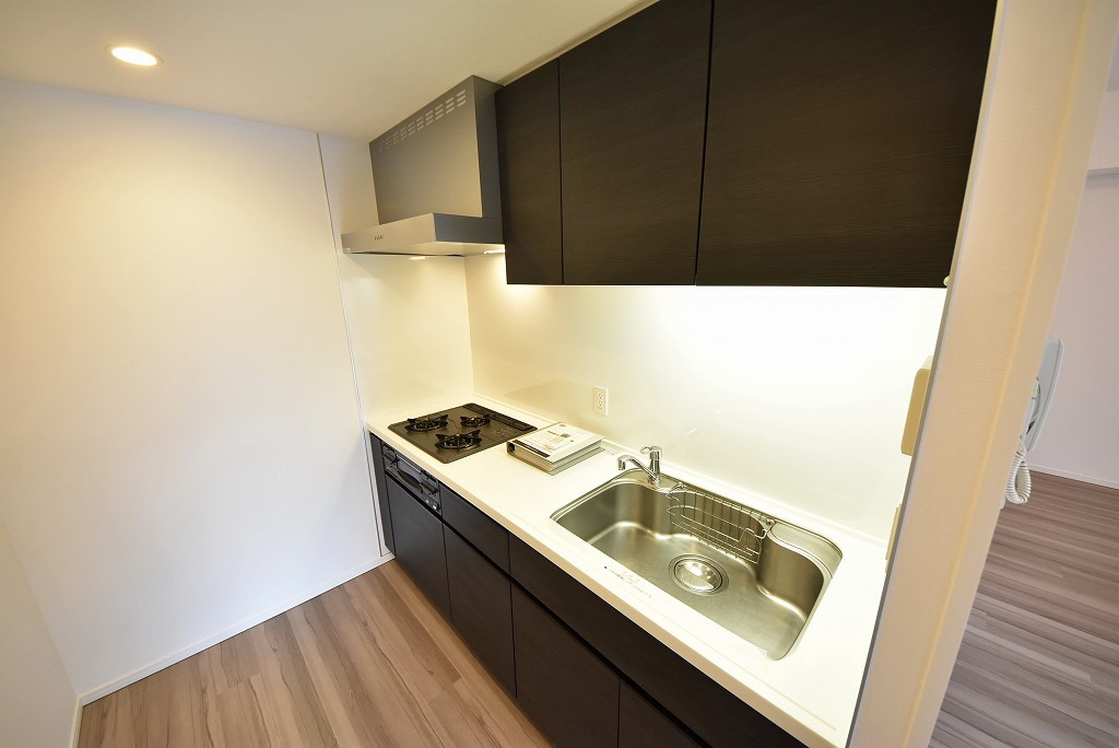 お部屋探しは株式会社 タウンハウジング までお気軽にお問合せ下さい。
クレジットカード決済・首都圏を中心直営143店舗 仲介件数全国2位の豊富な実績!諸費用・審査等・何でもご相談下さい。