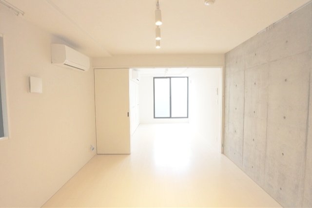 お部屋探しは株式会社 タウンハウジング までお気軽にお問合せ下さい。
クレジットカード決済・首都圏を中心直営143店舗 仲介件数全国2位の豊富な実績!諸費用・審査等・何でもご相談下さい。