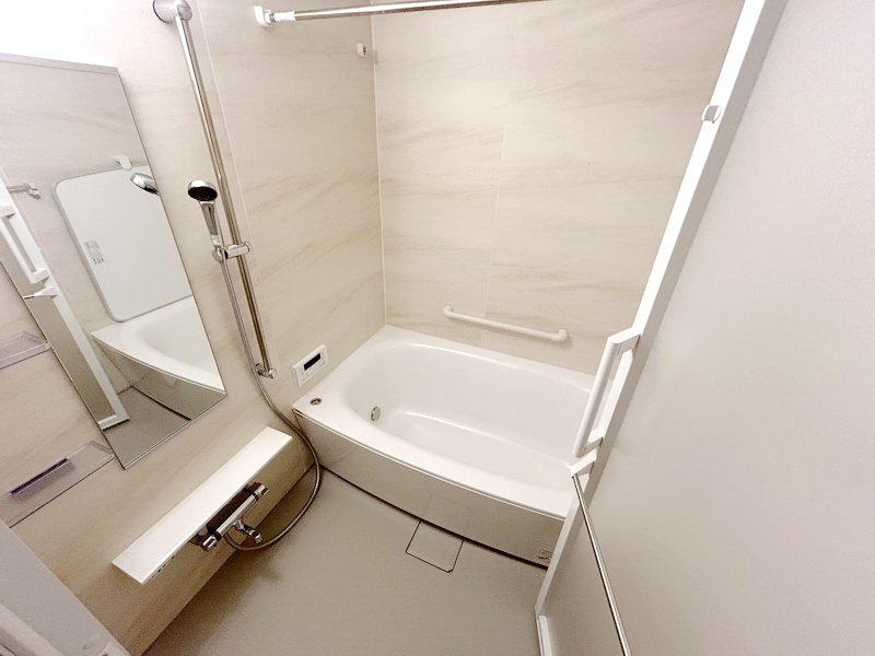 お部屋探しは株式会社 タウンハウジング までお気軽にお問合せ下さい。
クレジットカード決済・首都圏を中心直営143店舗 仲介件数全国2位の豊富な実績!諸費用・審査等・何でもご相談下さい。