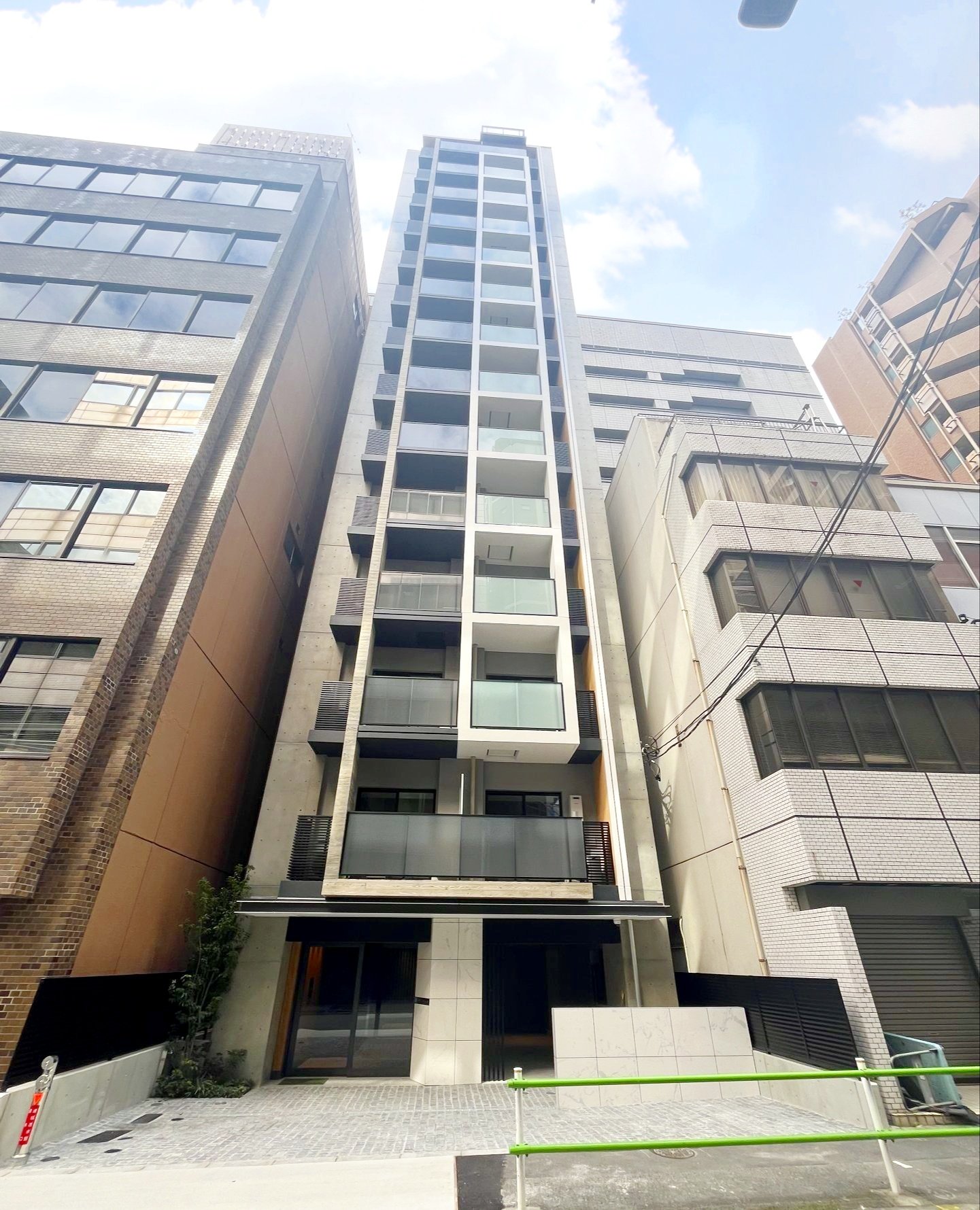 お部屋探しは株式会社 タウンハウジング までお気軽にお問合せ下さい。
クレジットカード決済・首都圏を中心直営143店舗 仲介件数全国2位の豊富な実績!諸費用・審査等・何でもご相談下さい。