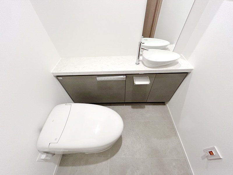 お部屋探しは株式会社 タウンハウジング までお気軽にお問合せ下さい。
クレジットカード決済・首都圏を中心直営143店舗 仲介件数全国2位の豊富な実績!諸費用・審査等・何でもご相談下さい。