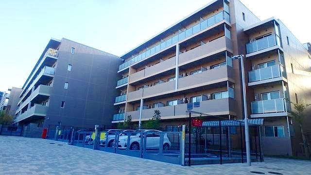 お部屋探しは株式会社 タウンハウジング までお気軽にお問合せ下さい。
クレジットカード決済・首都圏を中心直営143店舗 仲介件数全国2位の豊富な実績!諸費用・審査等・何でもご相談下さい。