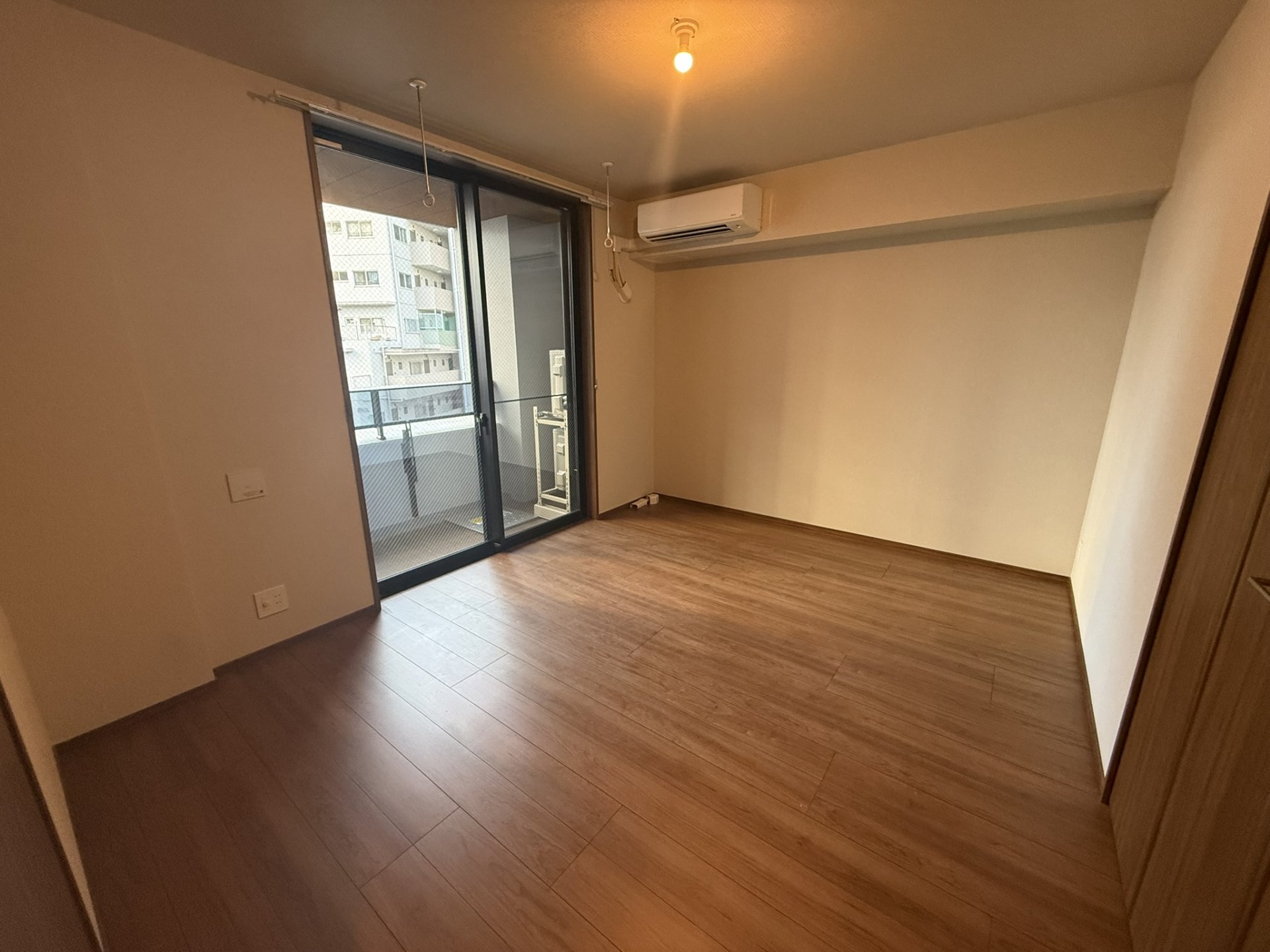 部屋探しは株式会社 タウンハウジング までお気軽にお問合せ下さい。
クレジットカード決済・首都圏を中心直営143店舗 仲介件数全国2位の豊富な実績!諸費用・審査等・何でもご相談下さい。