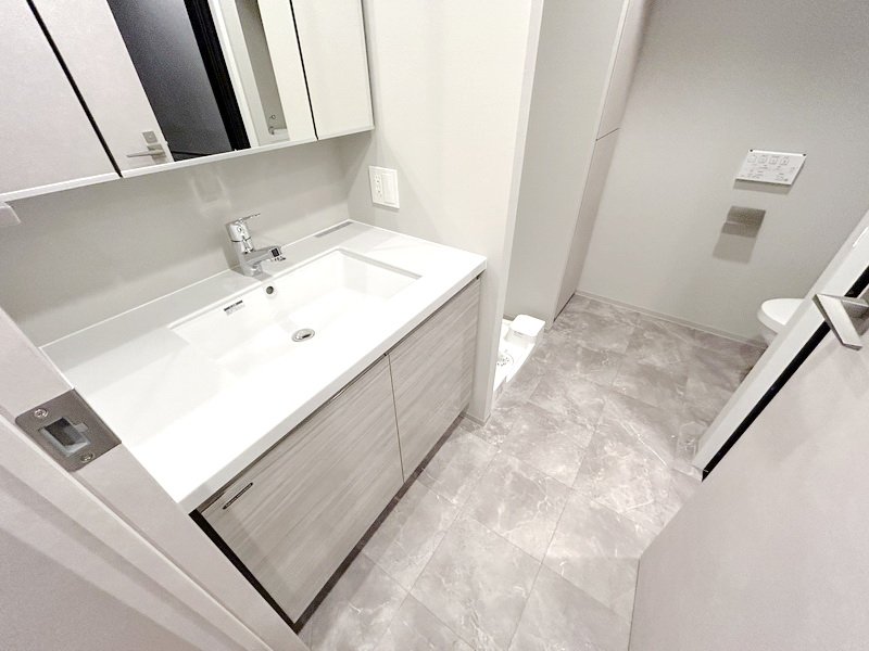 お部屋探しは株式会社 タウンハウジング までお気軽にお問合せ下さい。
クレジットカード決済・首都圏を中心直営143店舗 仲介件数全国2位の豊富な実績!諸費用・審査等・何でもご相談下さい。