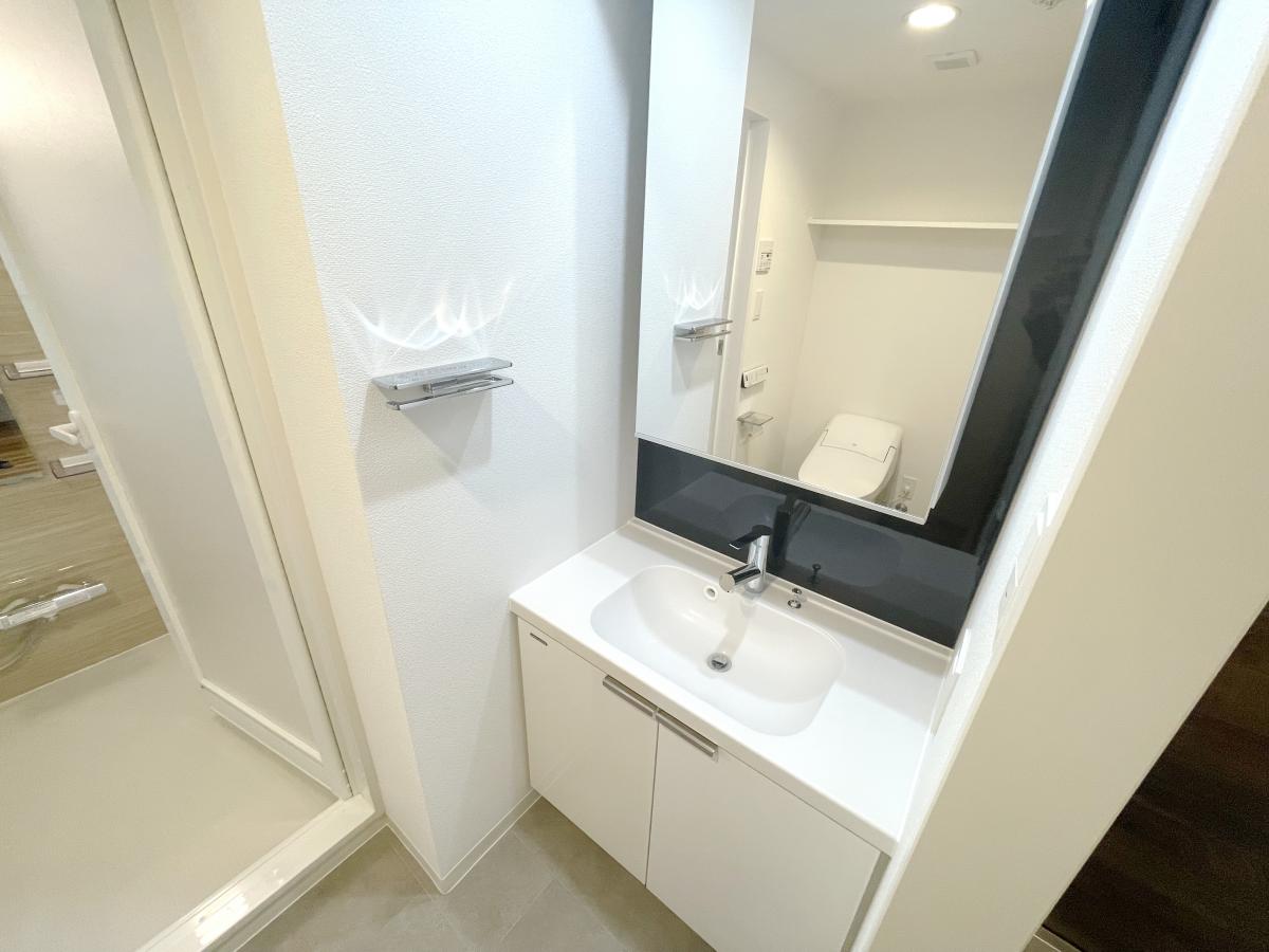 お部屋探しは株式会社 タウンハウジング までお気軽にお問合せ下さい。
クレジットカード決済・首都圏を中心直営143店舗 仲介件数全国2位の豊富な実績!諸費用・審査等・何でもご相談下さい。