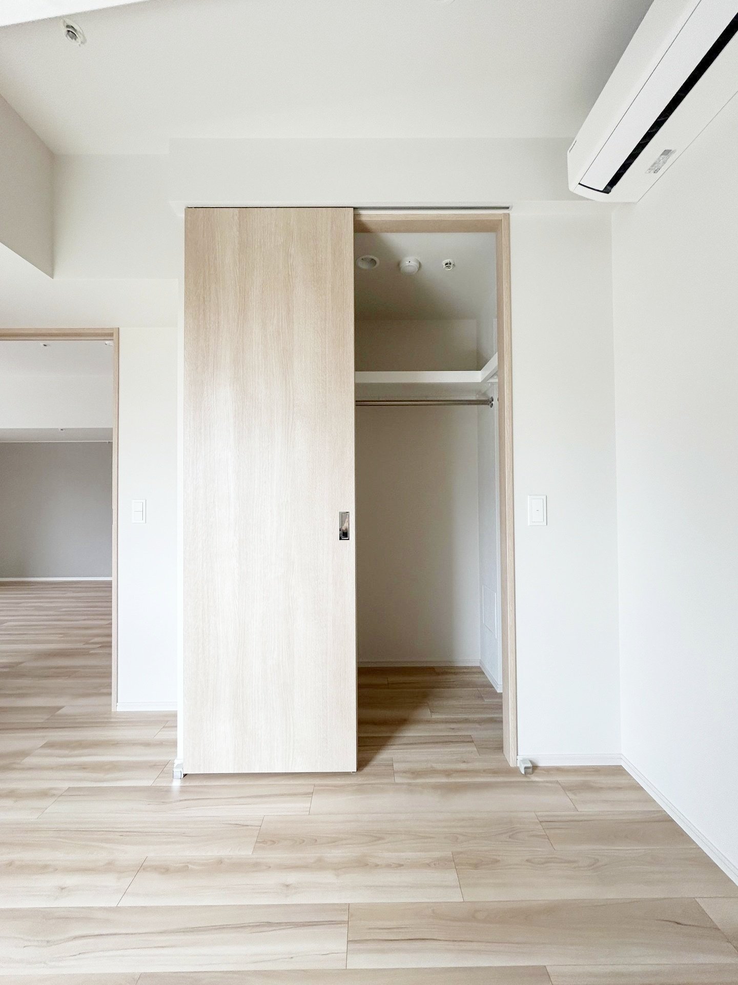 お部屋探しは株式会社 タウンハウジング までお気軽にお問合せ下さい。
クレジットカード決済・首都圏を中心直営143店舗 仲介件数全国2位の豊富な実績!諸費用・審査等・何でもご相談下さい。