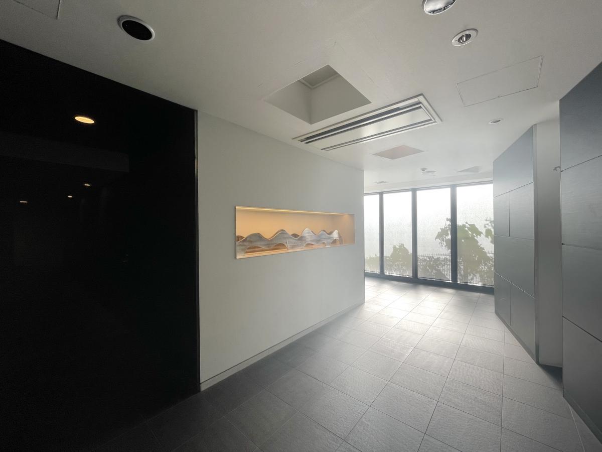 タウンハウジングレジデンス事業部 恵比寿店・赤坂店までお問合せ下さい。