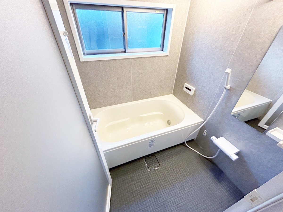 お部屋探しは株式会社 タウンハウジング までお気軽にお問合せ下さい。
クレジットカード決済・首都圏を中心直営143店舗 仲介件数全国2位の豊富な実績!諸費用・審査等・何でもご相談下さい。