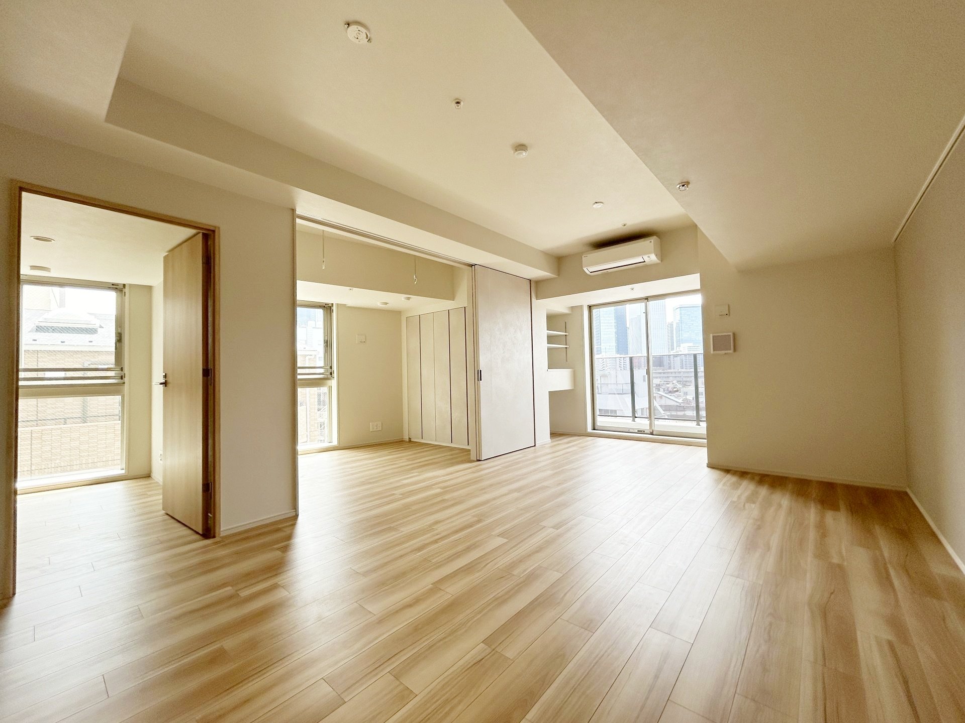 お部屋探しは株式会社 タウンハウジング までお気軽にお問合せ下さい。
クレジットカード決済・首都圏を中心直営143店舗 仲介件数全国2位の豊富な実績!諸費用・審査等・何でもご相談下さい。