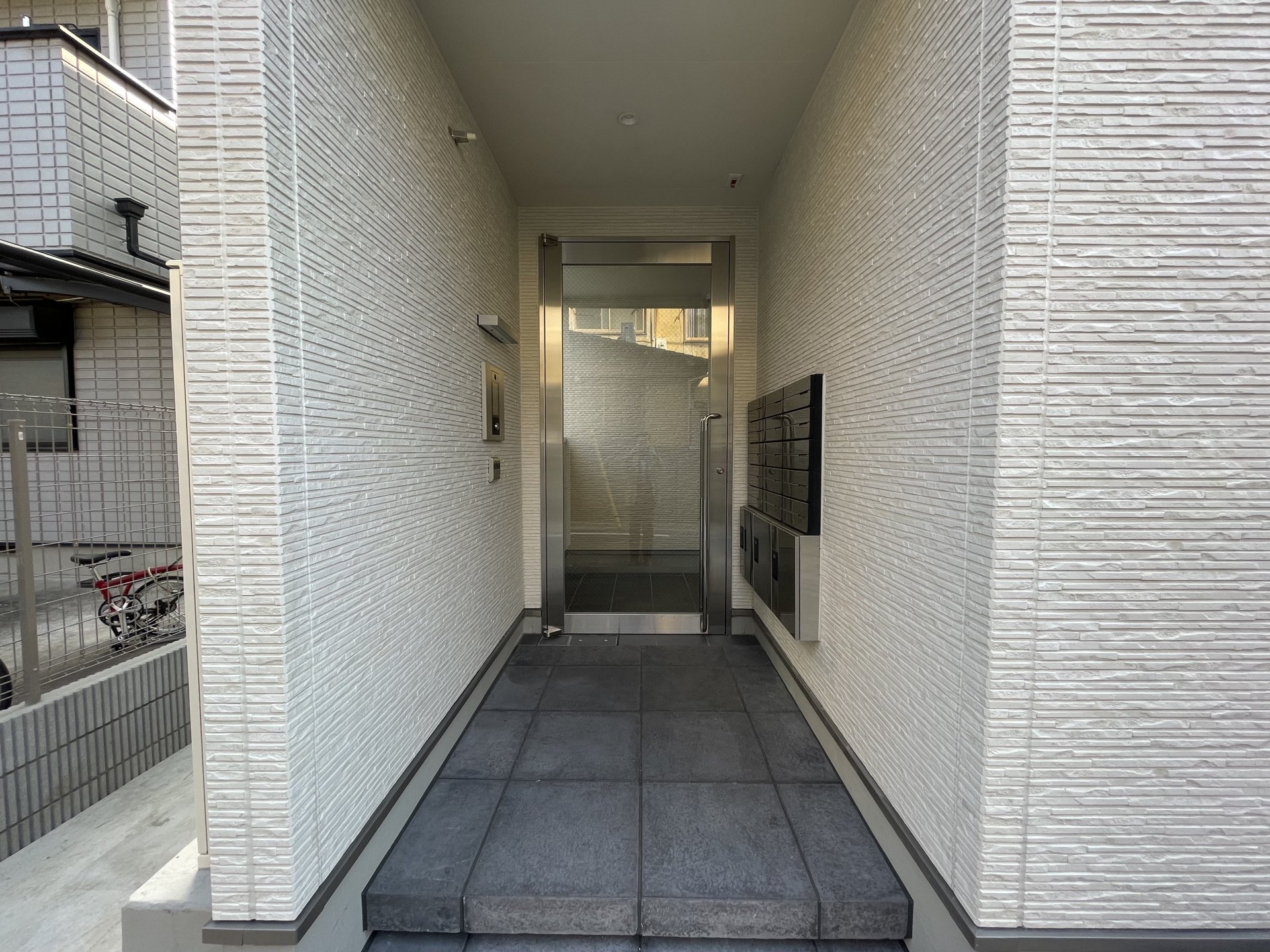 部屋探しは株式会社 タウンハウジング までお気軽にお問合せ下さい。
クレジットカード決済・首都圏を中心直営143店舗 仲介件数全国2位の豊富な実績!諸費用・審査等・何でもご相談下さい。