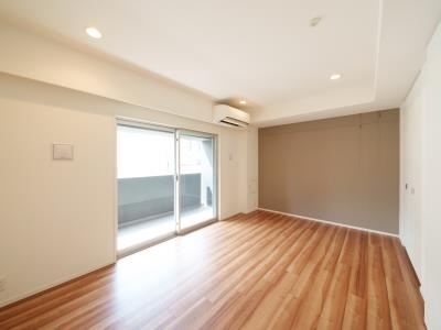 部屋探しは株式会社 タウンハウジング までお気軽にお問合せ下さい。
クレジットカード決済・首都圏を中心直営143店舗 仲介件数全国2位の豊富な実績!諸費用・審査等・何でもご相談下さい。