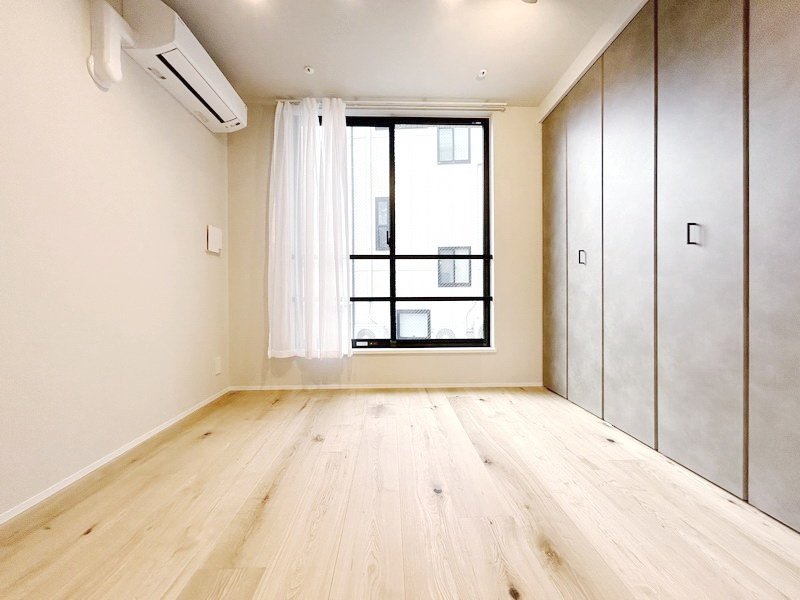 お部屋探しは株式会社 タウンハウジング までお気軽にお問合せ下さい。
クレジットカード決済・首都圏を中心直営143店舗 仲介件数全国2位の豊富な実績!諸費用・審査等・何でもご相談下さい。