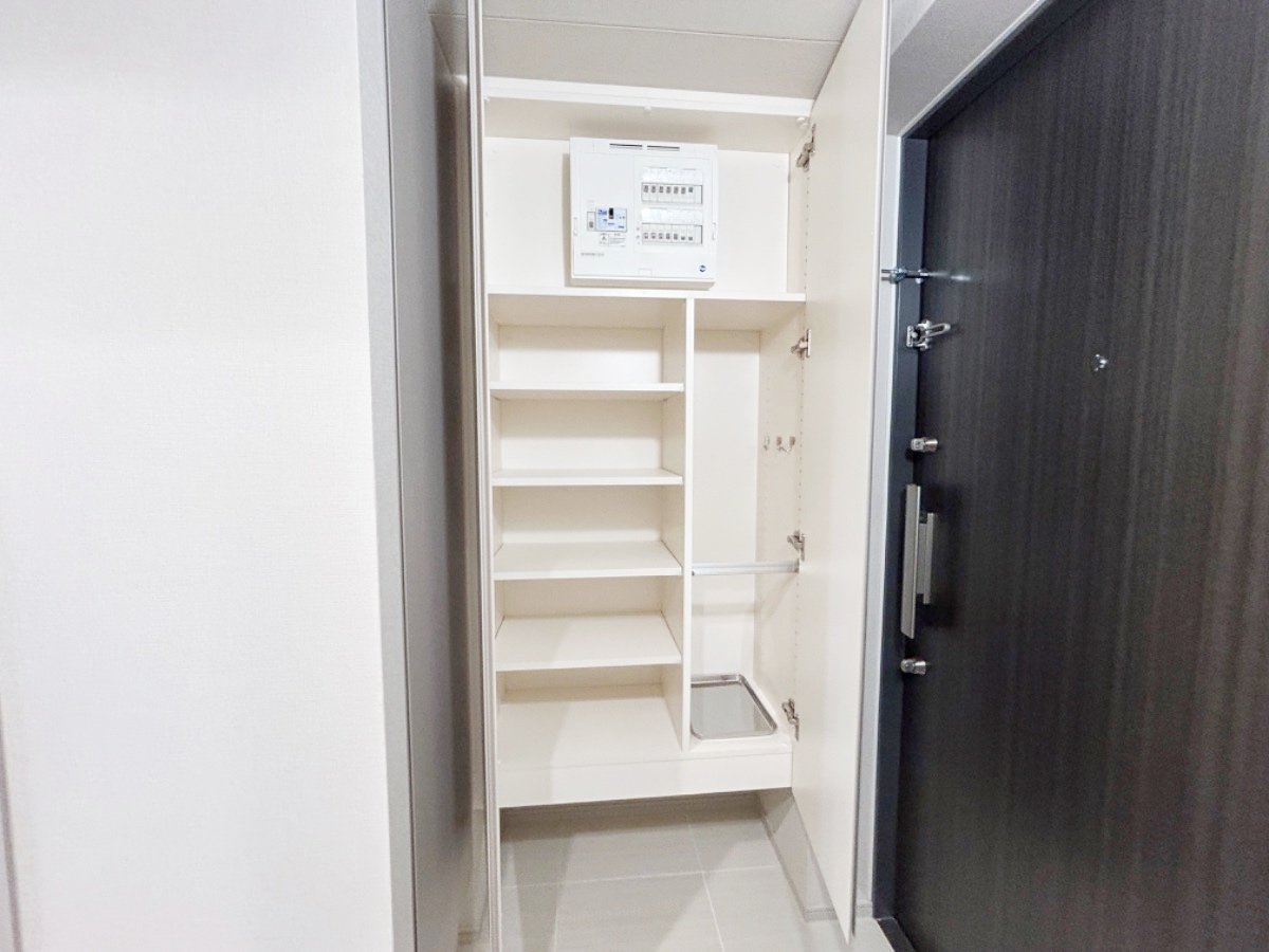 お部屋探しは株式会社 タウンハウジング までお気軽にお問合せ下さい。
クレジットカード決済・首都圏を中心直営143店舗 仲介件数全国2位の豊富な実績!諸費用・審査等・何でもご相談下さい。