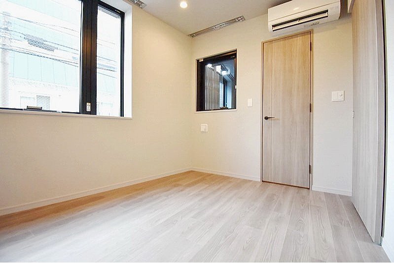 お部屋探しは株式会社 タウンハウジング までお気軽にお問合せ下さい。
クレジットカード決済・首都圏を中心直営143店舗 仲介件数全国2位の豊富な実績!諸費用・審査等・何でもご相談下さい。