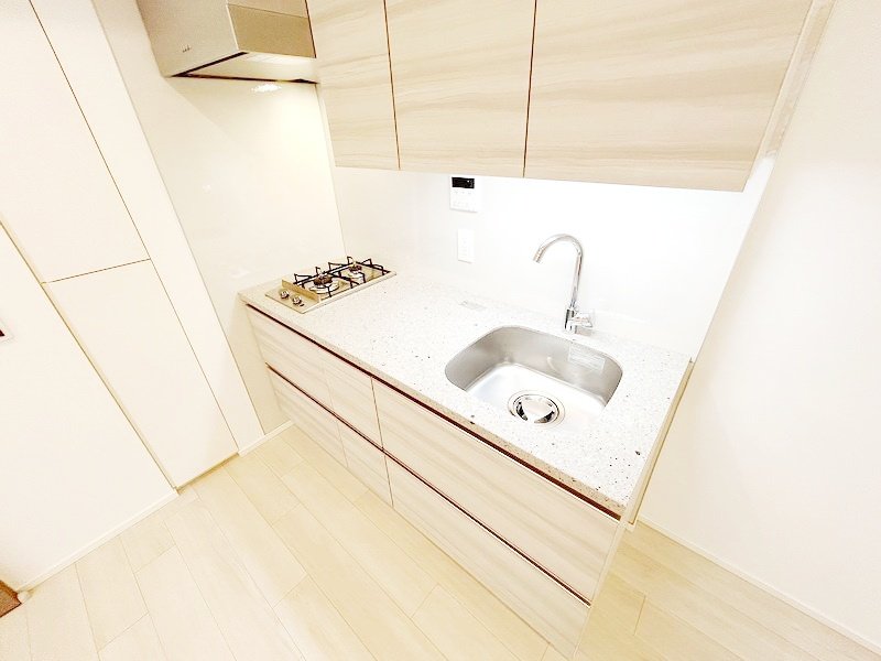 お部屋探しは株式会社 タウンハウジング までお気軽にお問合せ下さい。
クレジットカード決済・首都圏を中心直営143店舗 仲介件数全国2位の豊富な実績!諸費用・審査等・何でもご相談下さい。