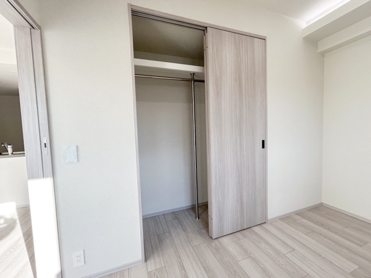 お部屋探しは株式会社 タウンハウジング までお気軽にお問合せ下さい。
クレジットカード決済・首都圏を中心直営143店舗 仲介件数全国2位の豊富な実績!諸費用・審査等・何でもご相談下さい。