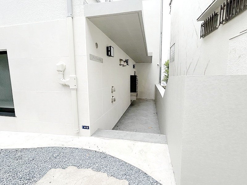 部屋探しは株式会社 タウンハウジング までお気軽にお問合せ下さい。
クレジットカード決済・首都圏を中心直営143店舗 仲介件数全国2位の豊富な実績!諸費用・審査等・何でもご相談下さい。