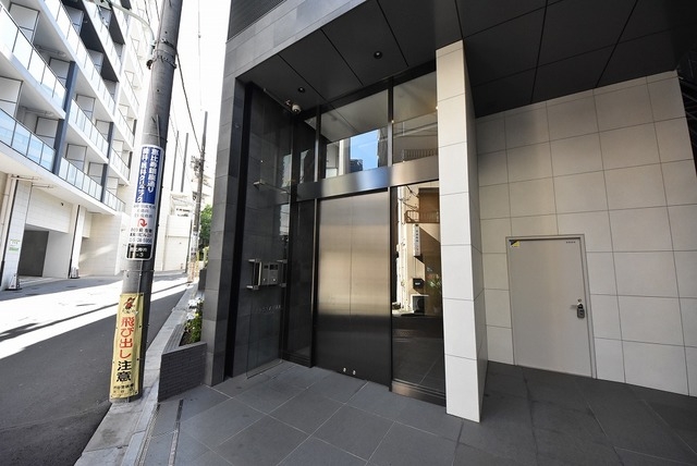 タウンハウジングレジデンス事業部 恵比寿店・赤坂店までお問合せ下さい。