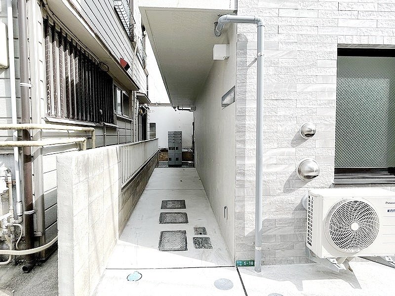 部屋探しは株式会社 タウンハウジング までお気軽にお問合せ下さい。
クレジットカード決済・首都圏を中心直営143店舗 仲介件数全国2位の豊富な実績!諸費用・審査等・何でもご相談下さい。